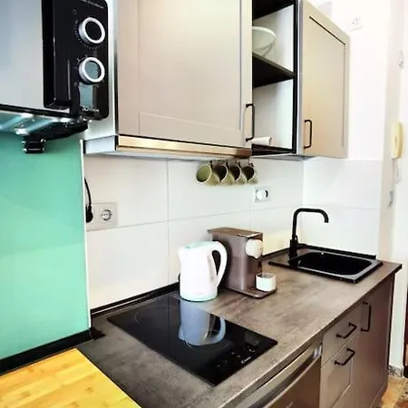Green Studio - Seaview *
